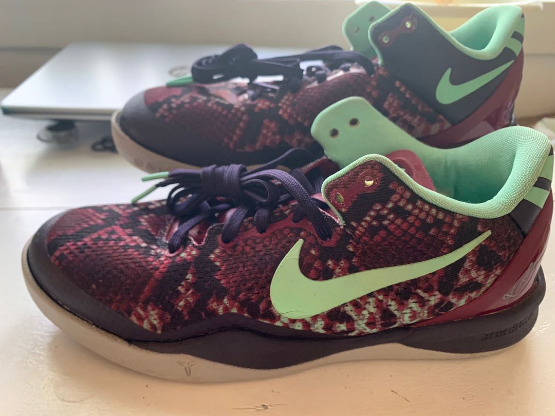 Kobe viper top