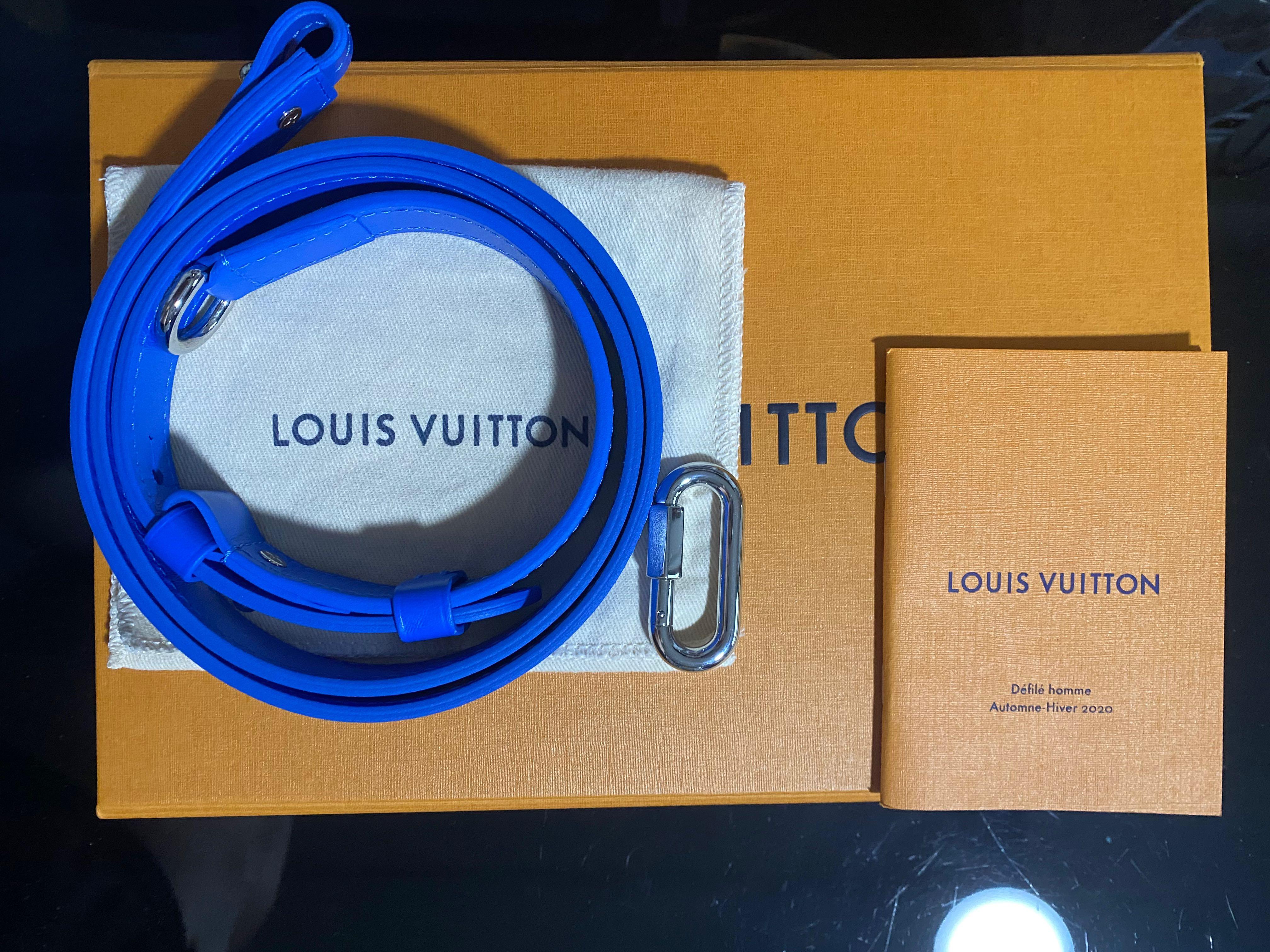 Louis Vuitton Monogram Clouds Soft Trunk Necklace Wallet (SHG-33618) –  LuxeDH