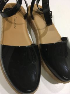 (Category: ) located in . Submitted by thelaundrycloset (Listing ID 1097929099, Image 1). Description: .