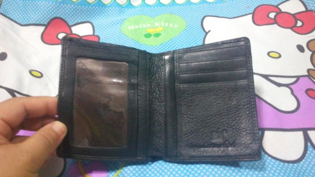 Latin Red Men wallet (Category: Wallets & Card Holders) located in Manila. Submitted by twinklelyn03 (Listing ID 1097839128, Image 3). Description: Wallet See photos for details Pm sa sure buyers only Maraming salamat po! #wallet.