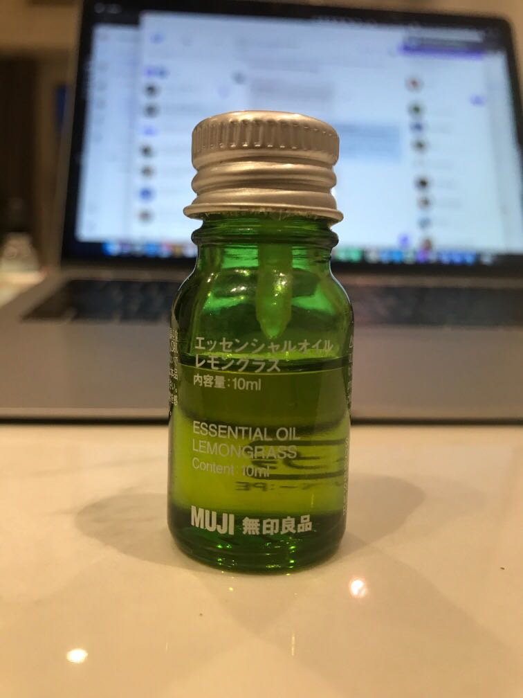 Muji essential oil lemongrass, Furniture & Home Living, Home Fragrance