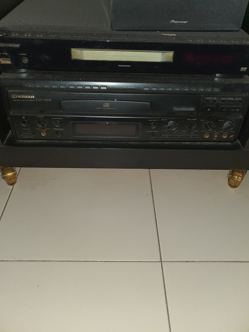 Pioneer karaoke laser disc player + CD player + remote control, Audio