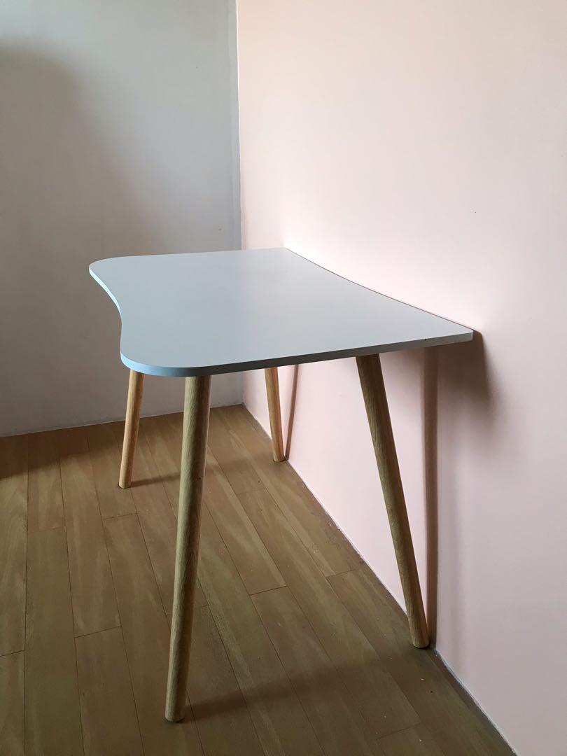 Preloved Computer/Study Table, Furniture & Home Living, Furniture ...