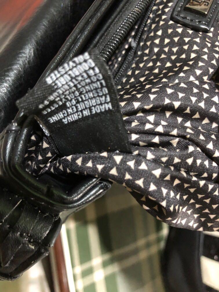 Sasha + Sofi Sling Bag Preloved, Women's Fashion, Bags & Wallets,  Cross-body Bags on Carousell