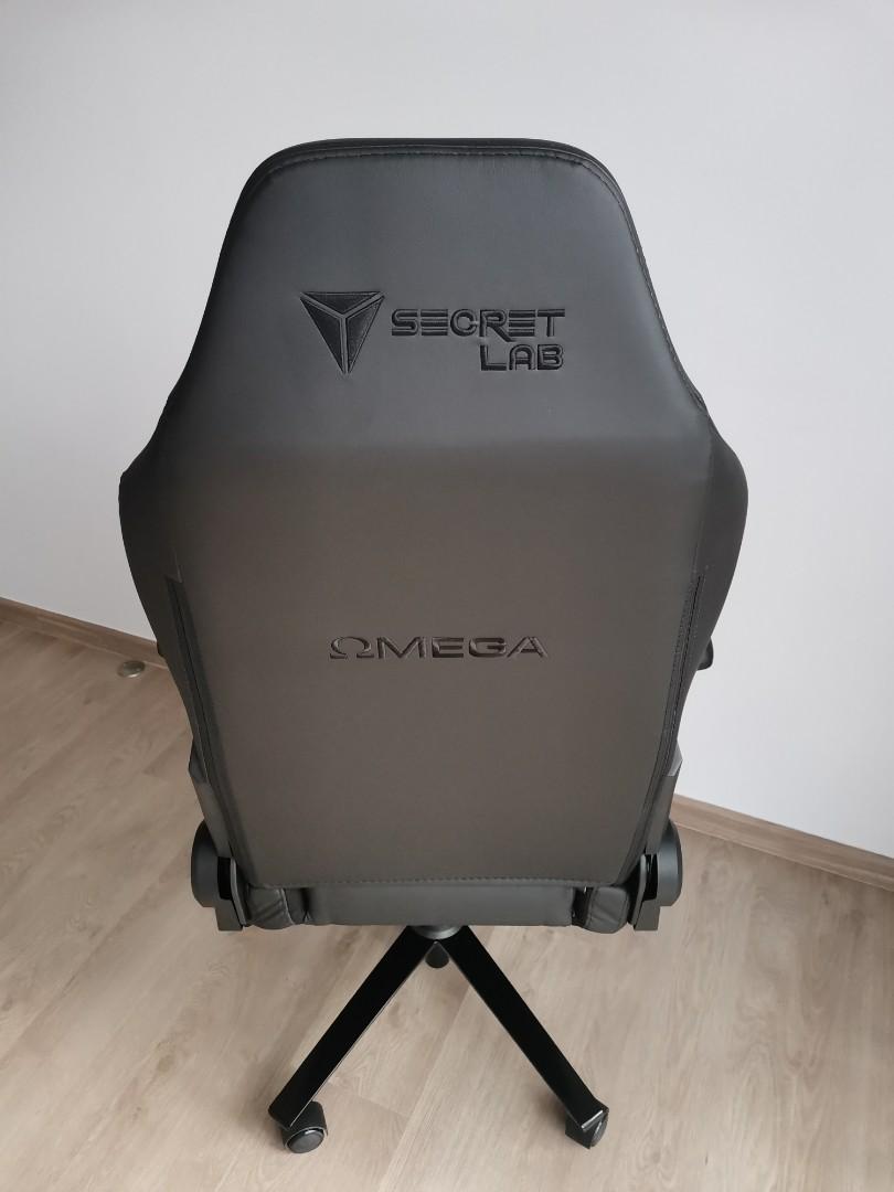 Secretlab Omega w 2yr Guarantee for Peel Protection Furniture