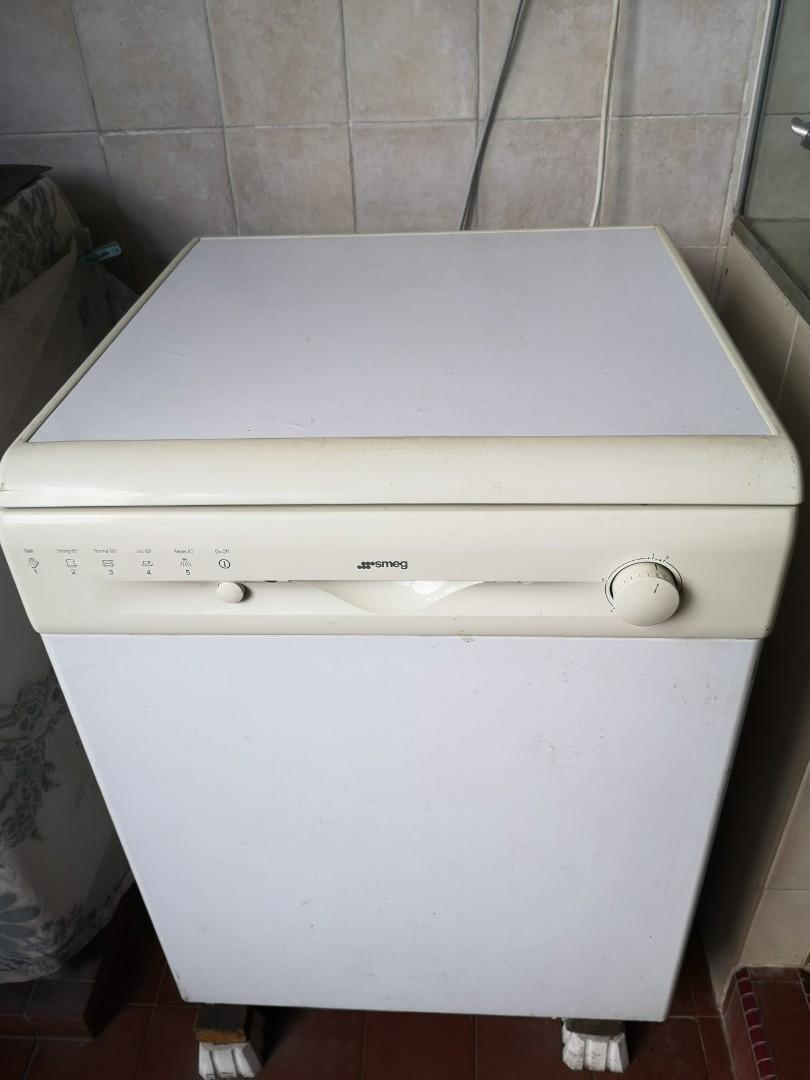 Smeg dishwasher working condition (Made in Italy), TV & Home Appliances
