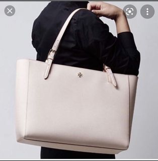 （分類：）位於 。 由 jh221 提交（商品編號 1097933425，圖片 1）。簡介： 。