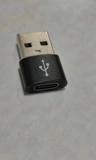 Adaptador de conector USB tipo C a USB