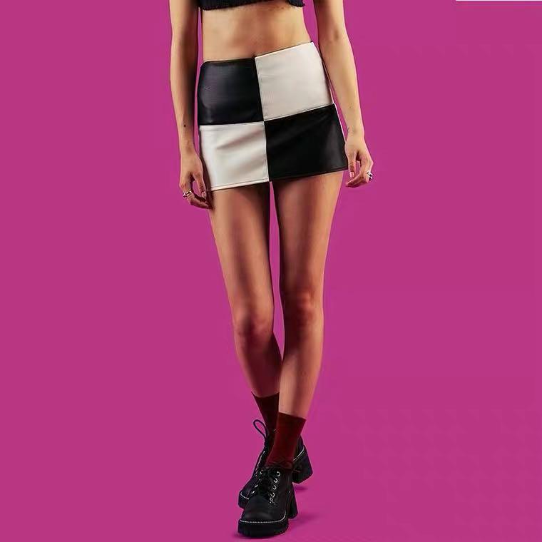 Unif checkered skirt outlet