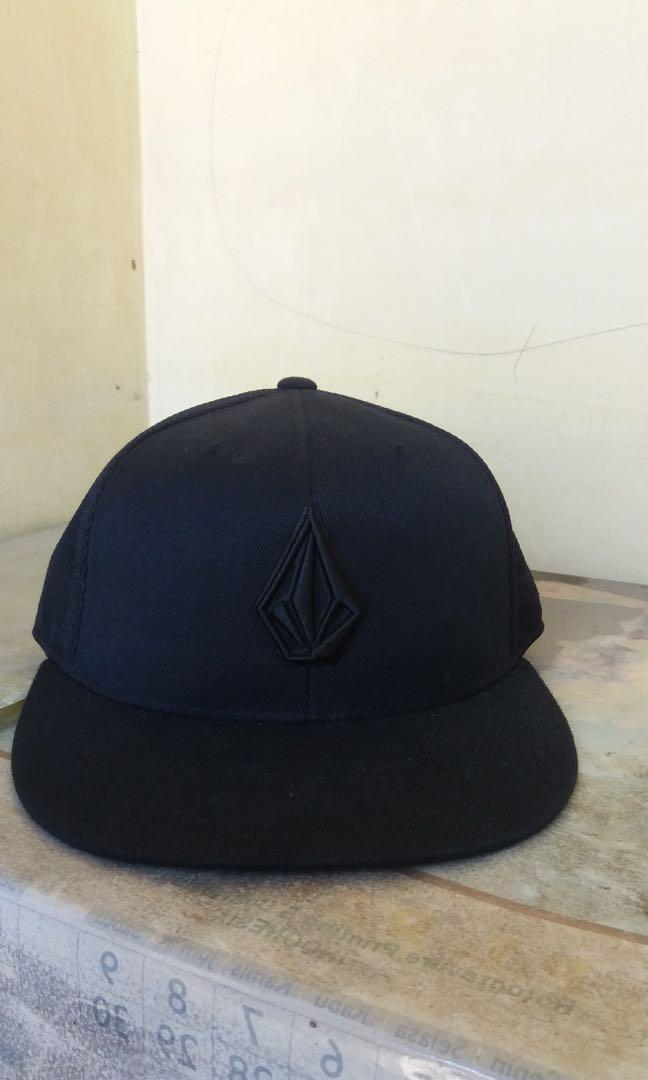 Volcom Premium Flexfit 6210 Premium 210 