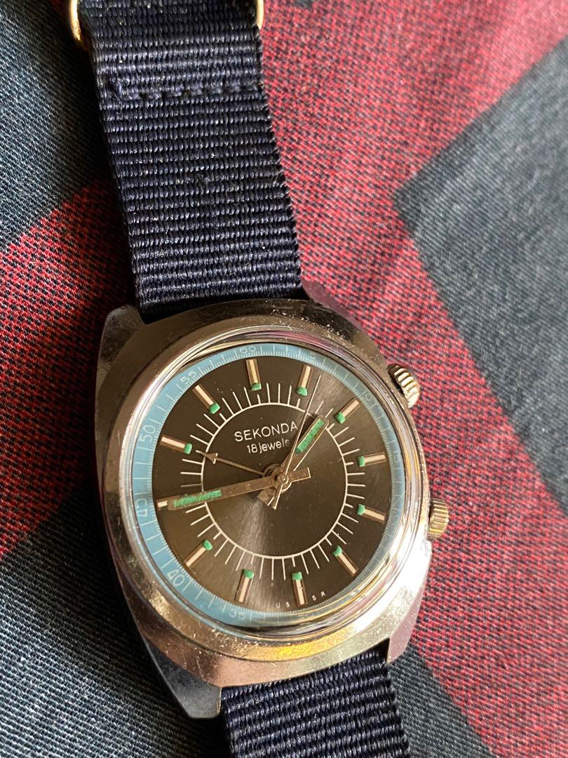 1970s Sekonda gents mechanical alarm watch, Men's Fashion, Watches