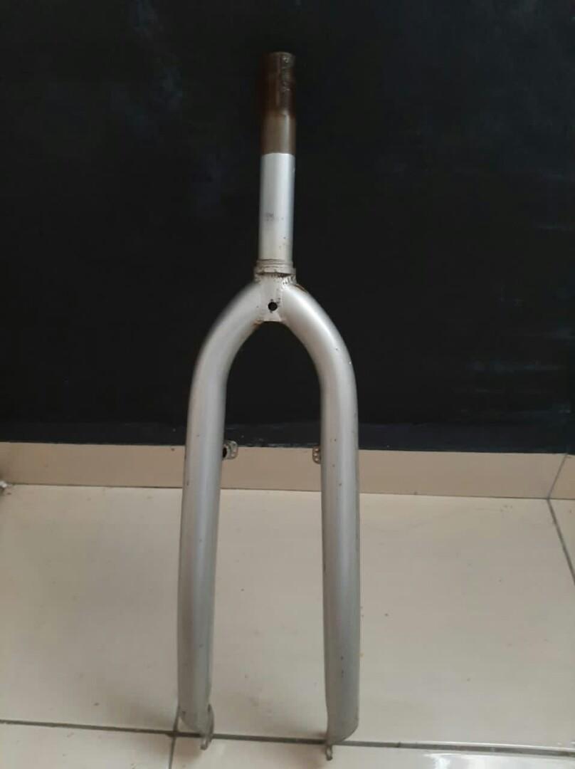 Fork rigid hotsell 26 os