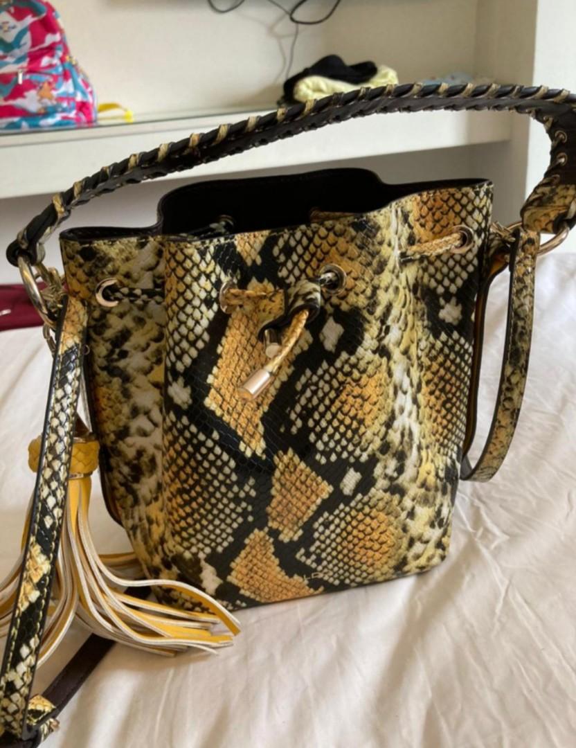 ALDO dororyth bucket bag original Fesyen Wanita Tas Dompet di