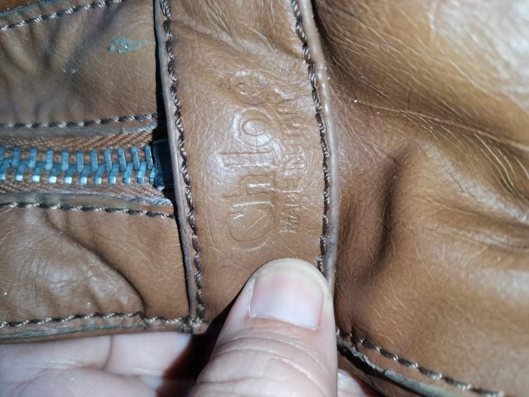 Chloe bag (Category: Luxury Bags & Wallets) located in Quezon City. Submitted by emsparkle (Listing ID 1099830137, Image 3). Description: Not sure with authenticity Calf skin super lambot ng leather Sign of usage, no major flaws #Decluttering.