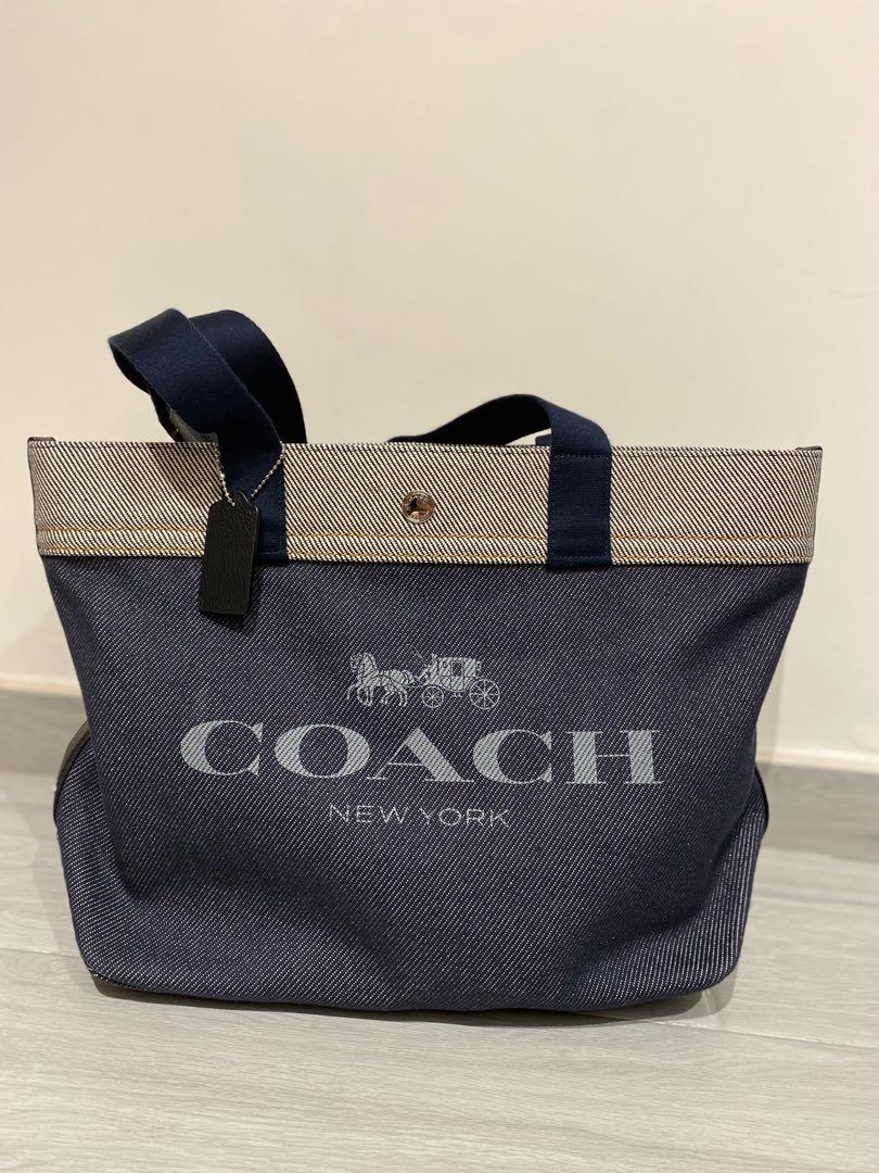 Coach 牛仔布袋, 名牌, 手袋及銀包- Carousell