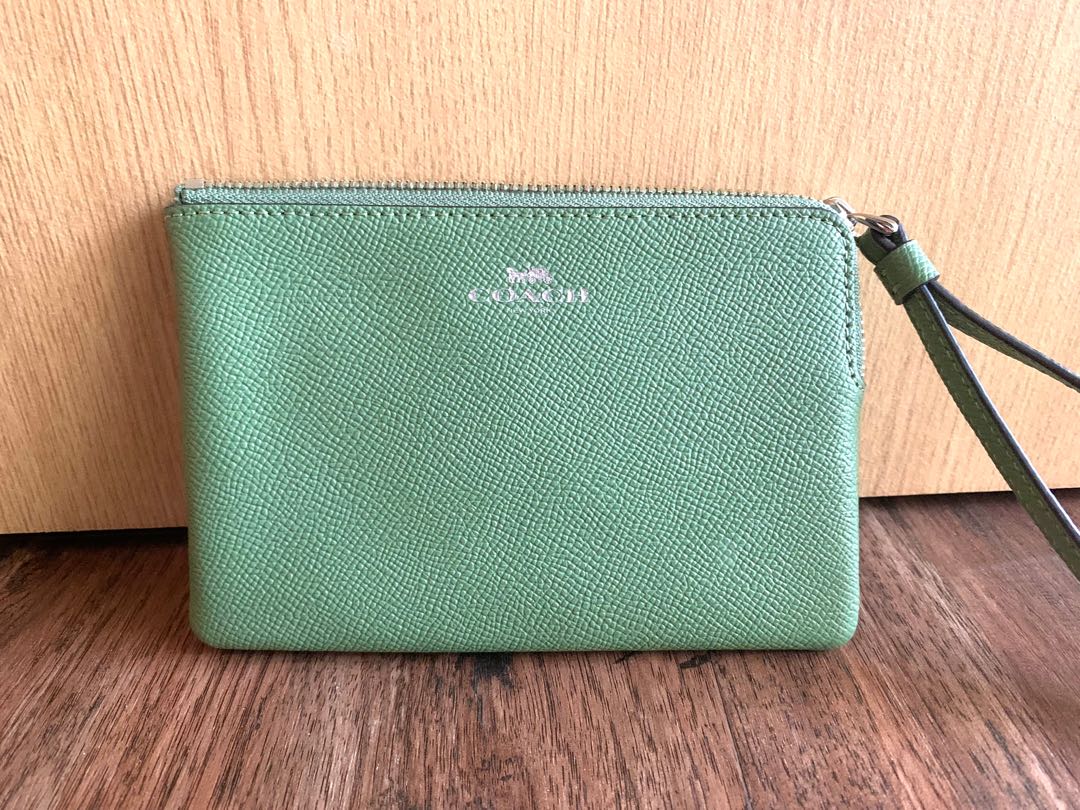coach wrist pouch