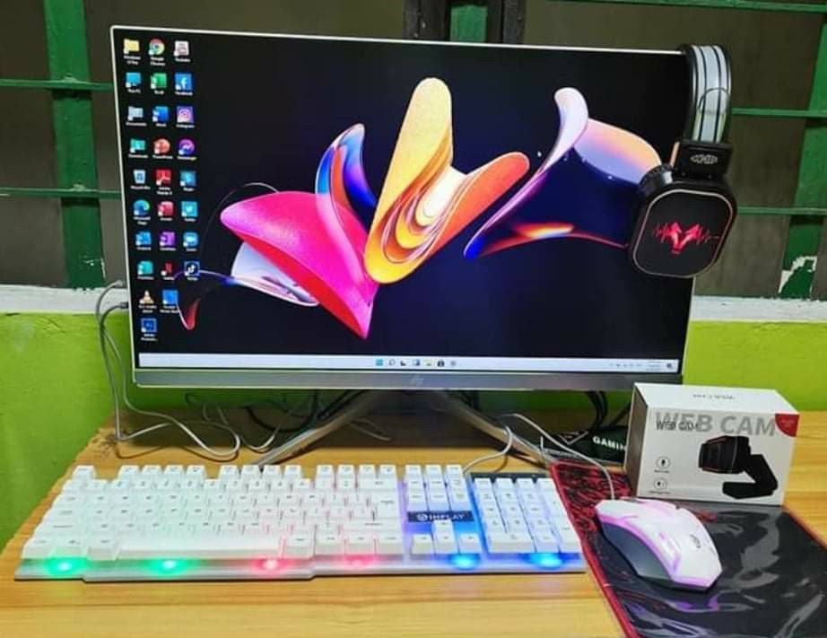 DHP ALL IN ONE PC Core i7 7th.gen, Computers & Tech, Desktops on Carousell