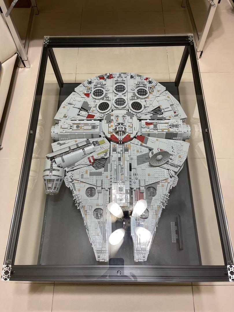 Lego millennium falcon display 2025