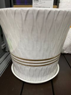 (Category: ) located in . Submitted by ajmjlow (Listing ID 1099907976, Image 1). Description: .