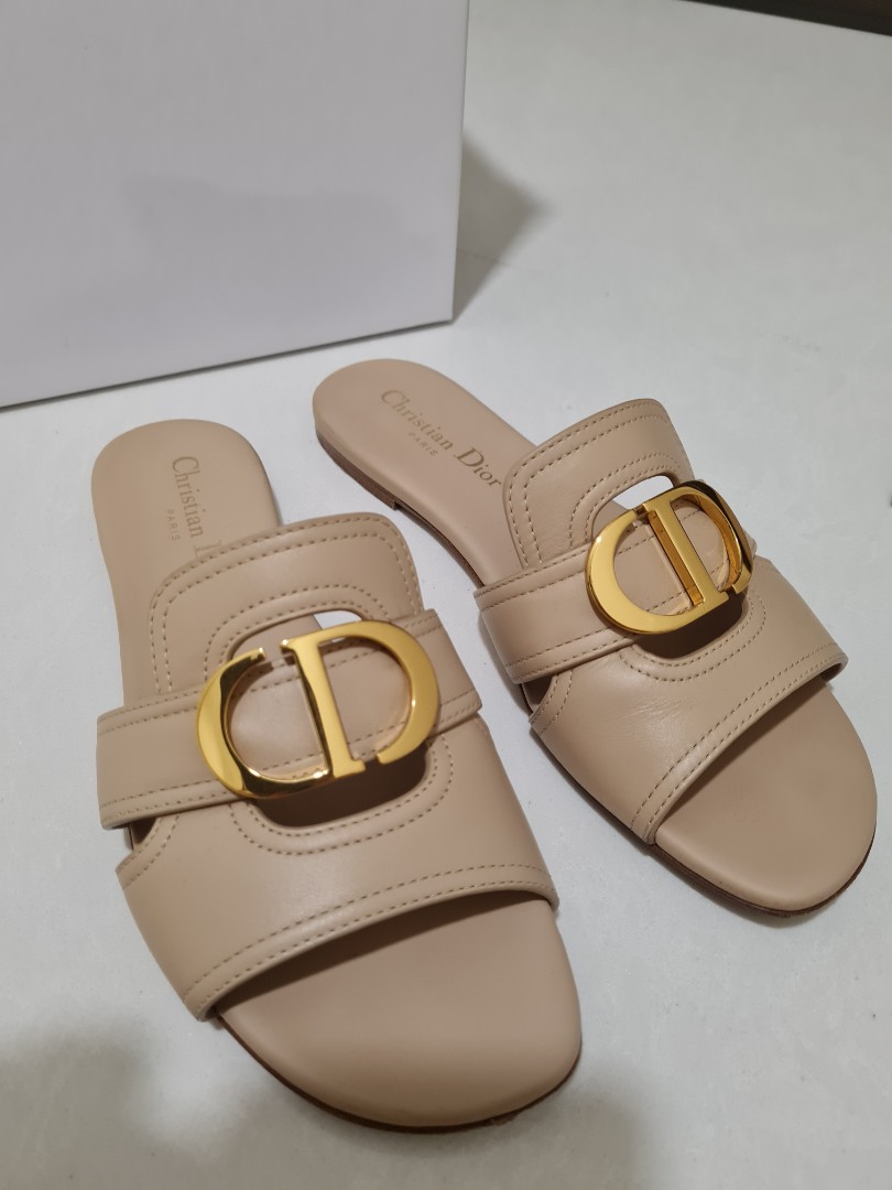 30 2024 montaigne slide