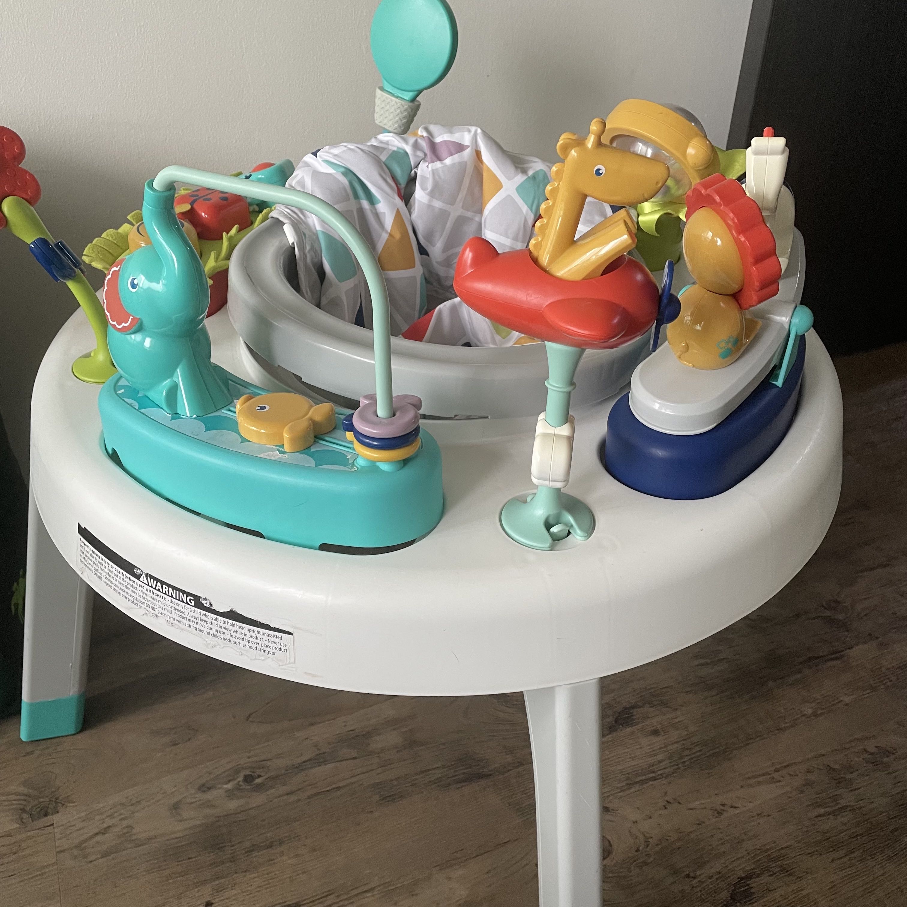 Fisher price activity centre/ exersaucer, Babies & Kids, Infant