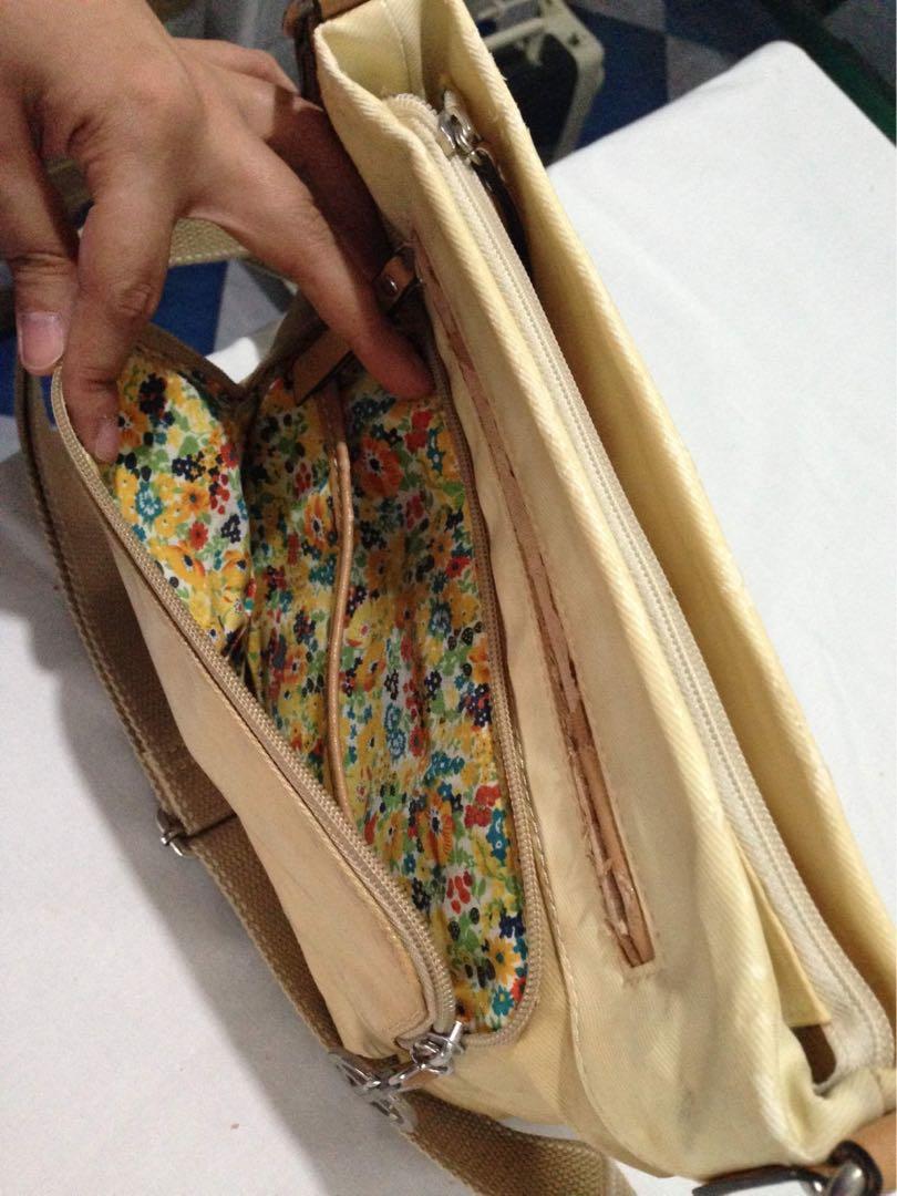 Giani bernini new arrivals sling bag price