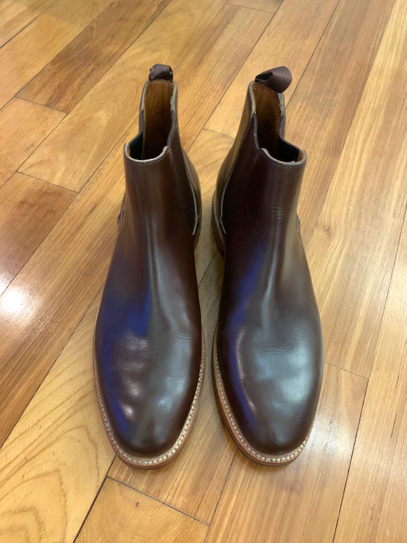chelsea boots stone