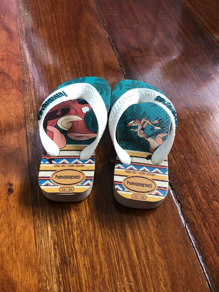 Havaianas lion king slippersp (Category: Babies & Kids Fashion) located in Quezon City. Submitted by jan_lizardo (Listing ID 1099730600, Image 3). Description: Size EU 25/26 US 9C For 3-4 years old.