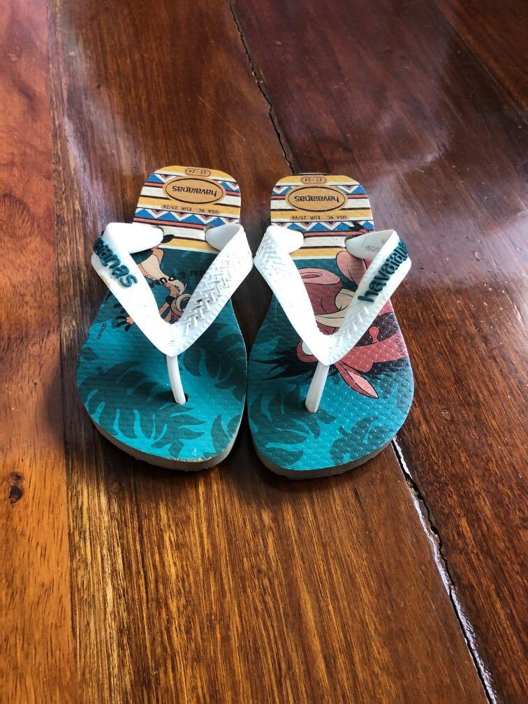 Havaianas lion king slippersp (Category: Babies & Kids Fashion) located in Quezon City. Submitted by jan_lizardo (Listing ID 1099730600, Image 2). Description: Size EU 25/26 US 9C For 3-4 years old.
