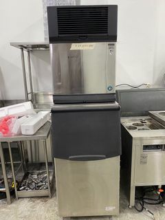 (Category: ) located in . Submitted by 23kitchensg (Listing ID 1099830961, Image 1). Description: .