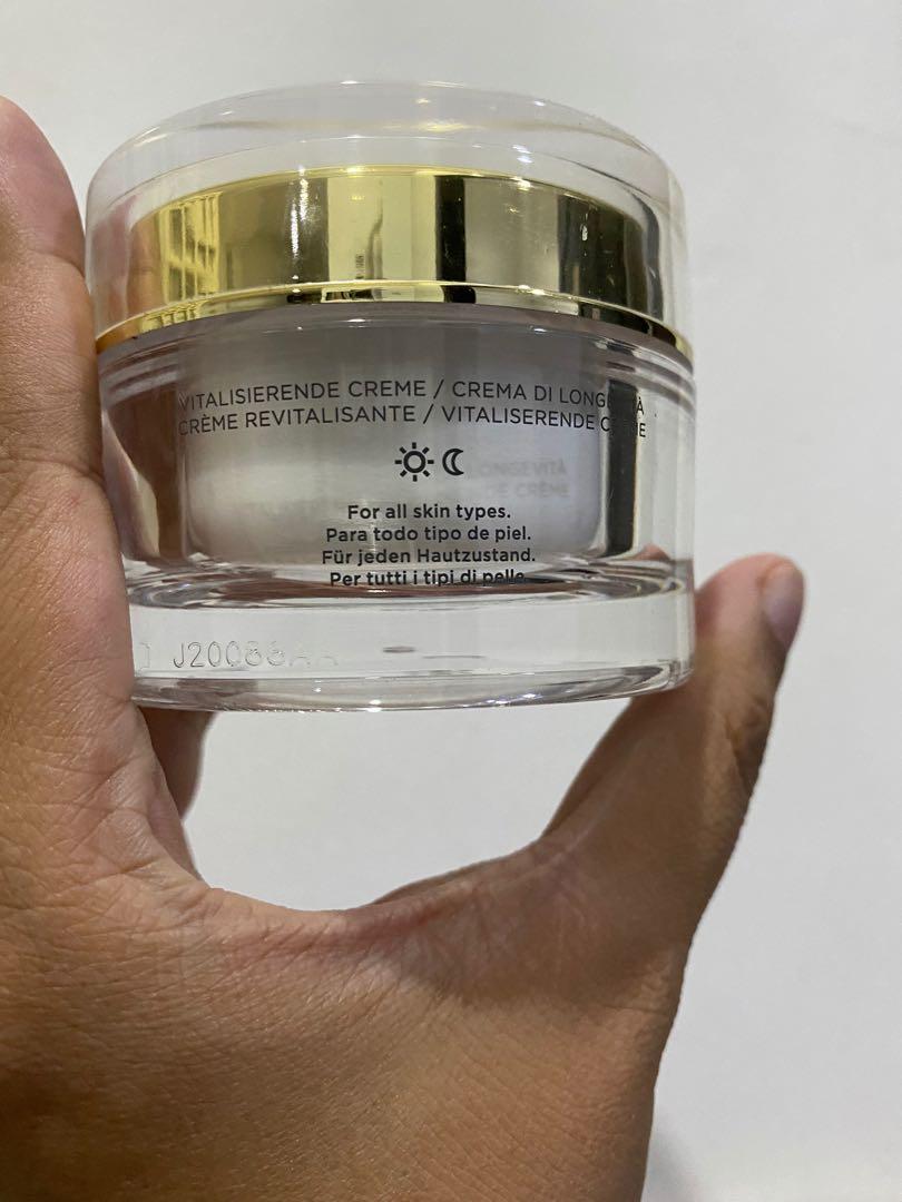 Jafra Royal Moisturizer, Kesehatan & Kecantikan, Kulit, Sabun & Tubuh