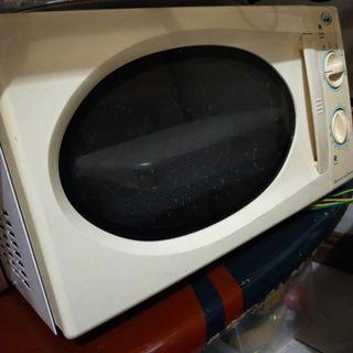 Kyowa microwave oven