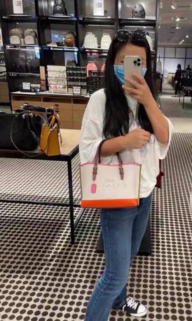 MOLLIE TOTE 25 IN COLORBLOCK, Luxury, Bags & Wallets on Carousell