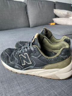 new balance mrt580mrd