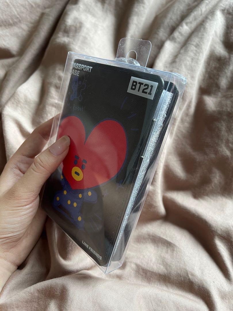 Official BT21 Tata Passport Case, Hobbies & Toys, Memorabilia