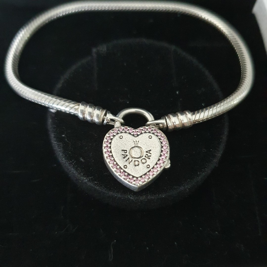 Store the love and all your wonderful memories inside our handfinished  floating locket Craft  Bracelets women fashion Pandora bracelet  designs Pandora jewelry