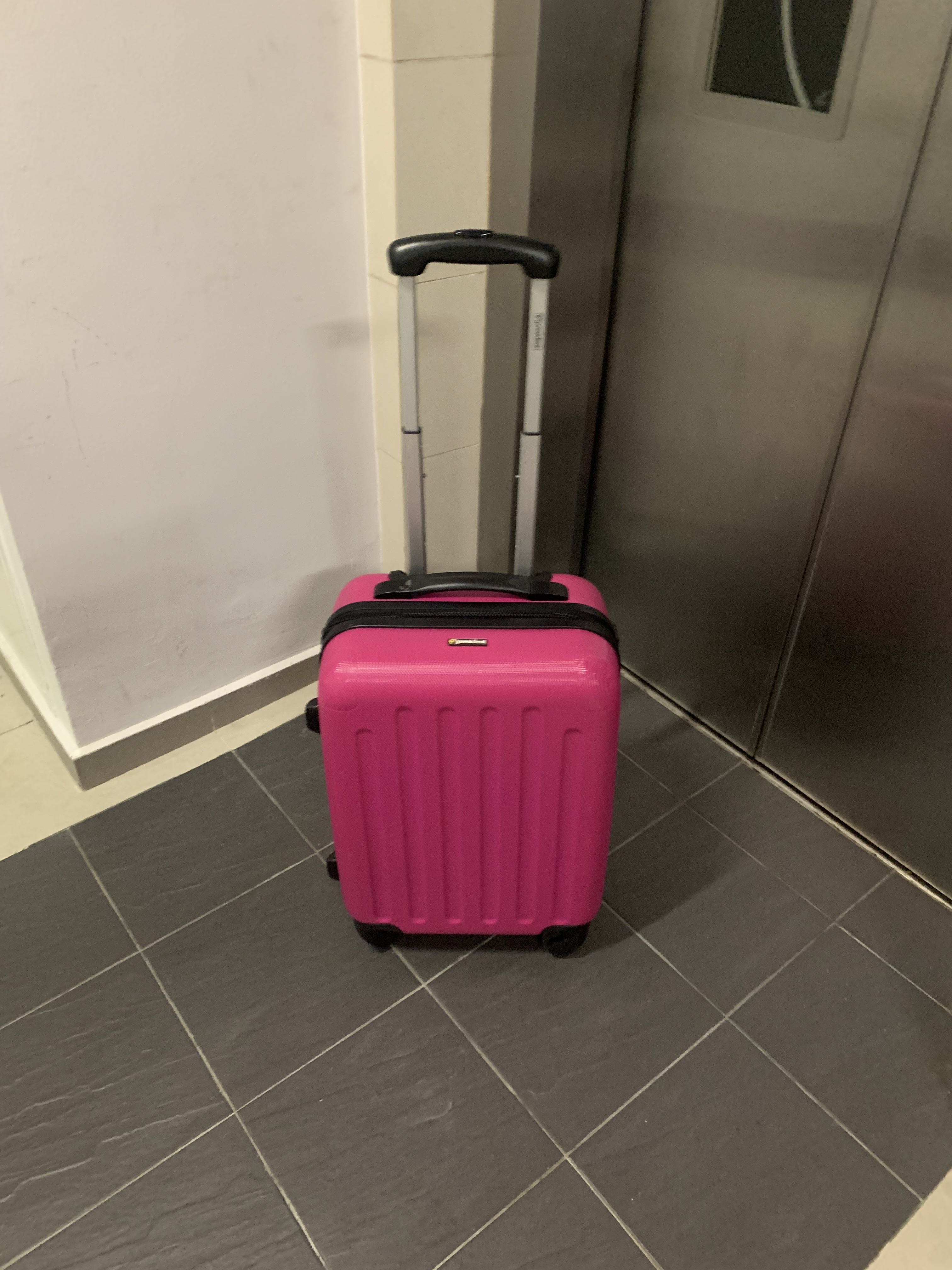 President cabin luggage store