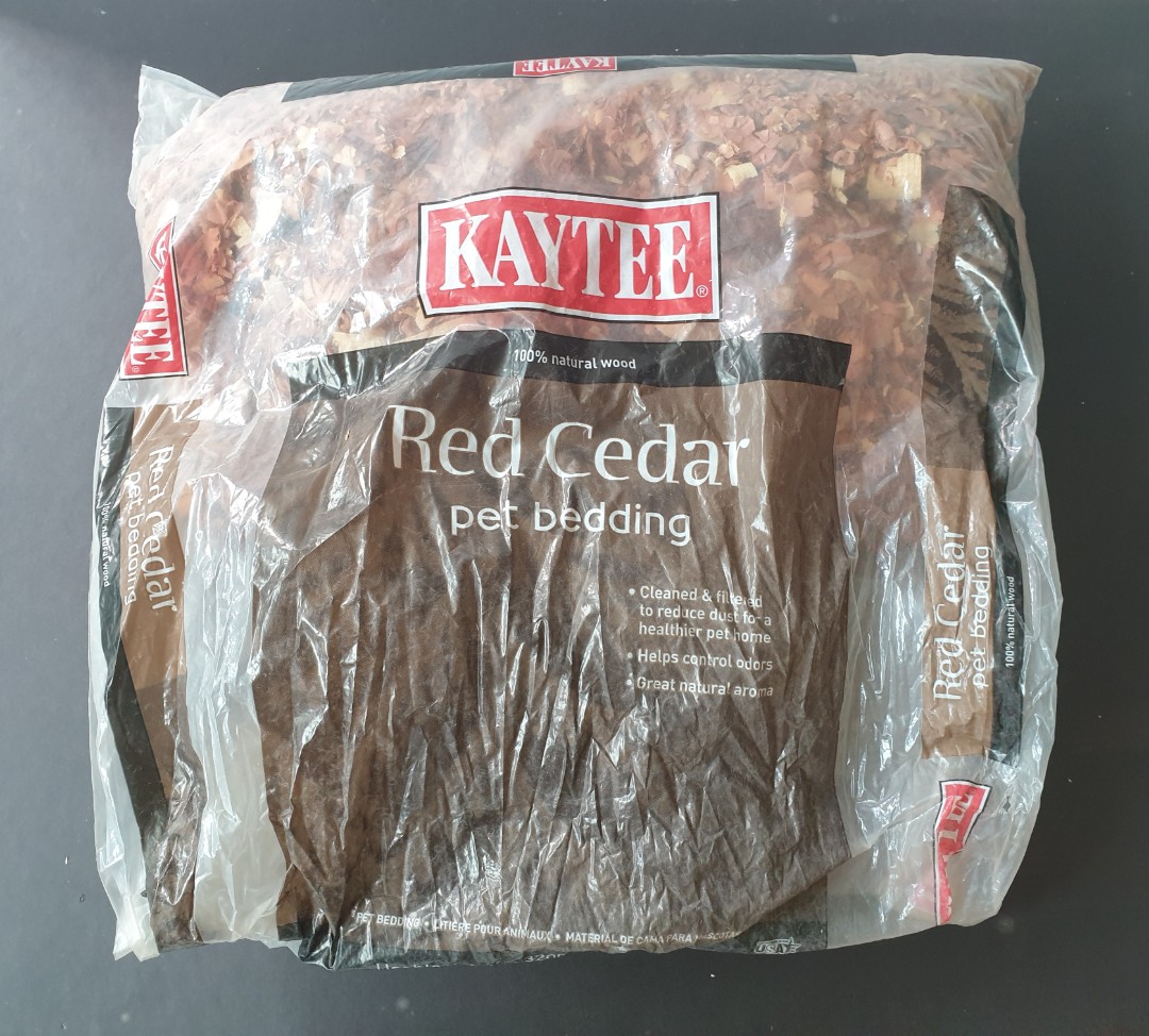 Quarter Packet Kaytee 100 Natural Red Cedar Wood Pet Bedding Pet