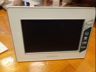 Samsung digital photo frame64079796172035110