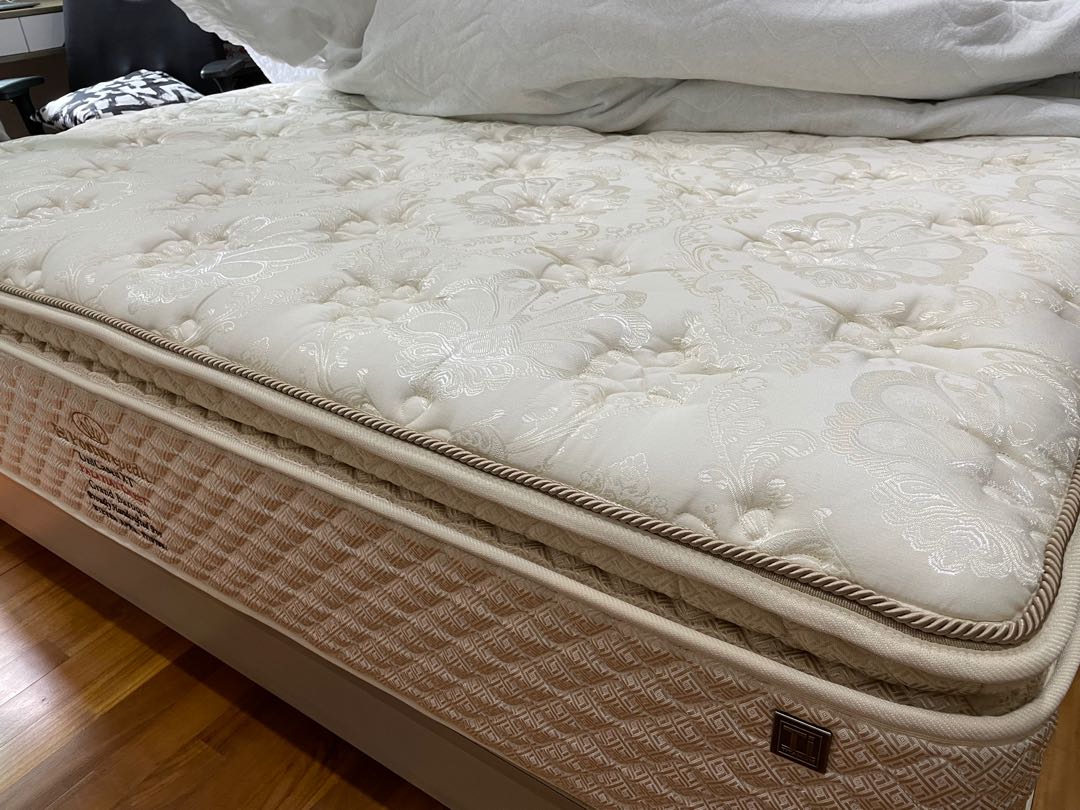 Sealy Posturepedic Palatial Crest King Size Bed Furniture Home