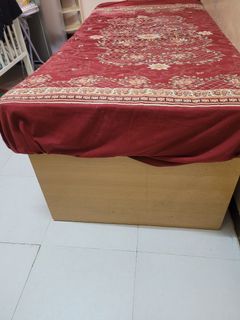 （分類：）位於 。 由 galatta 提交（商品編號 1099882371，圖片 1）。簡介： 。