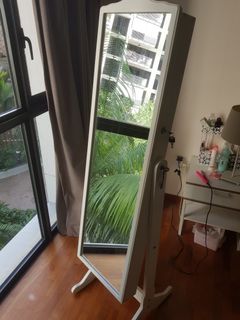 (Category: ) located in . Submitted by ckchee (Listing ID 1099821918, Image 1). Description: .