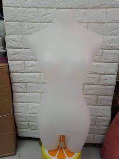 Table Top Maniquin