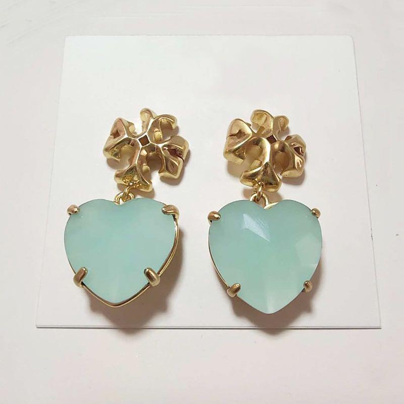Tory Burch Heart Crystal Earrings, Women's Fashion, Jewelry & Organisers,  Earrings on Carousell