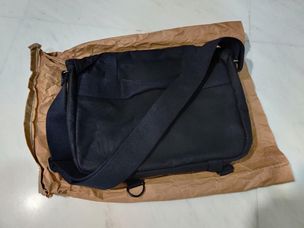 Trakke Bairn Messenger Bag - Classified Limited Edition with Cobra ...