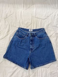(Category: ) located in . Submitted by leazon (Listing ID 1099734205, Image 1). Description: .
