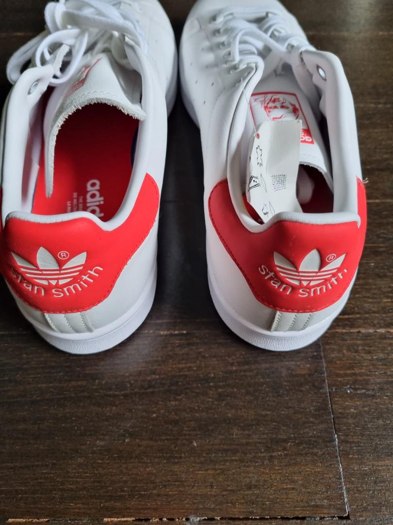 Adidas Stan Smith red SIZE USA 11 UK 10.5 New with Tag
