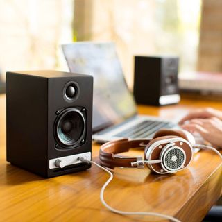 （分類：）位於 。 由 audiomaniac2025 提交（商品編號 1100158650，圖片 1）。簡介： 。