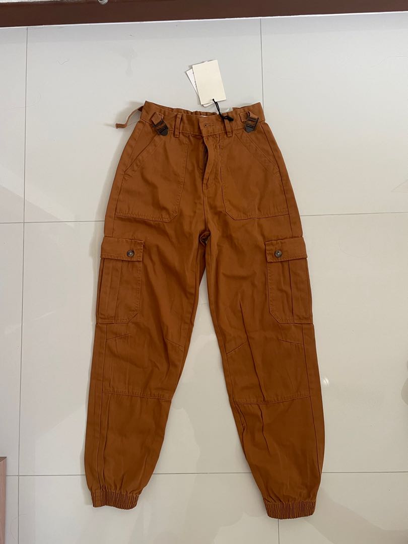 Pull and clearance bear cargo pants