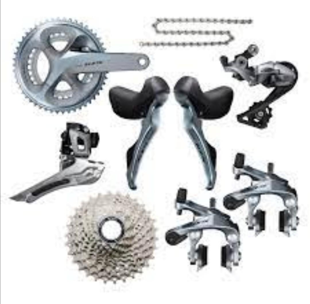 R7000 hotsell groupset silver